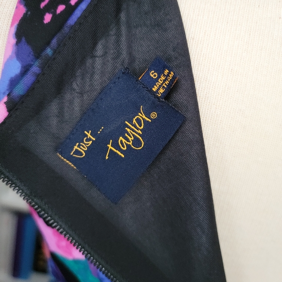 SOLD. - Picture 3 of 11